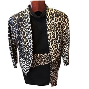 Cartise set size 10 used once dry cleaned